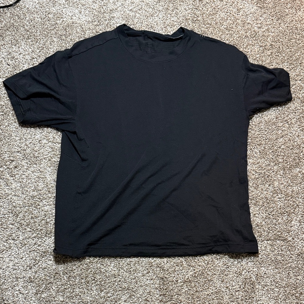 Lululemon Men’s License to Train Boxy Fit Shirt Sz M Black
